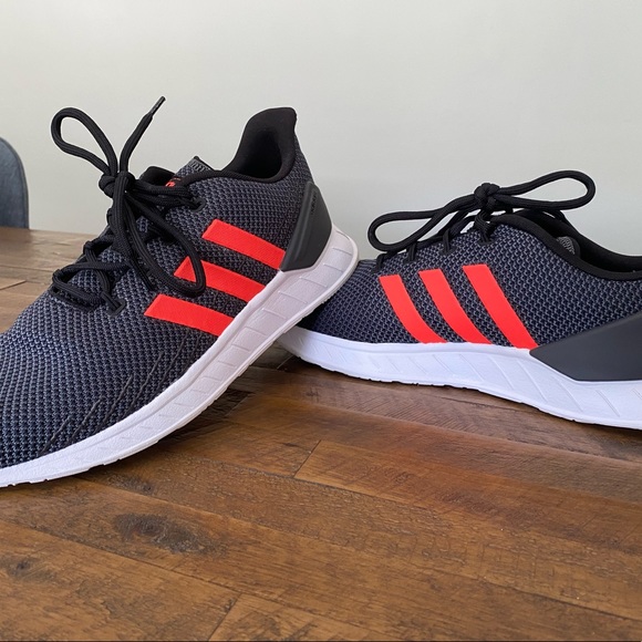 adidas Other - Adidas QUESTAR FLOW NXT
Mens - 10.5
Like New